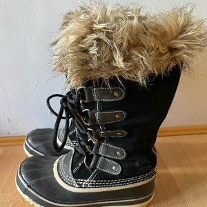 Womens Sorel Joan of Ark Furry Boots Size 6